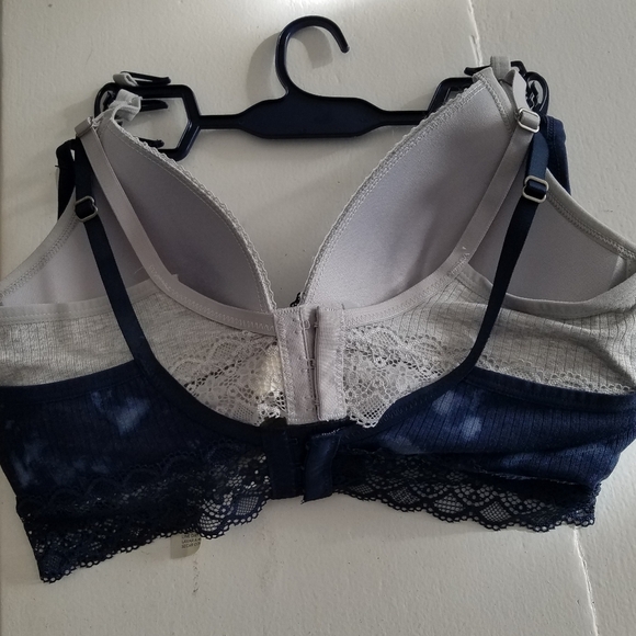 NWT Lucky Brand 2 pack Wireless Bras Size 36C Blue Gray - Picture 2 of 10